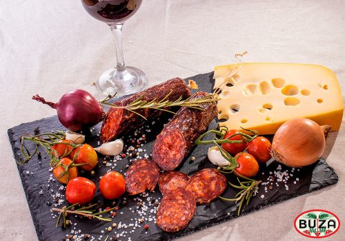 Buza féle Szarvas csemege vastagkolbász 1 rúd - kb. 0,3 kg